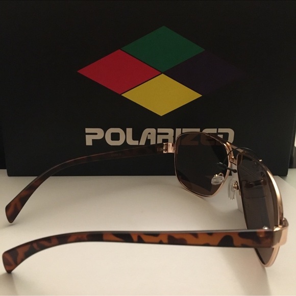 POLARIZED Unisex Brown Aviators - Picture 6 of 9